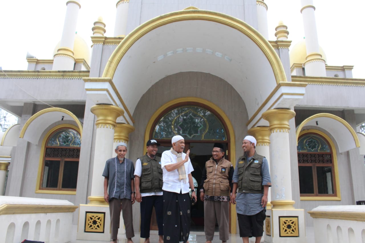 Viral Masjid Megah Tengah Hutan, Wahdah Islamiyah Siapkan Dai